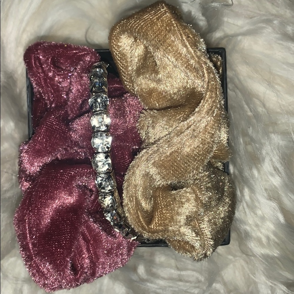 Scrunchies & bracelet gift set